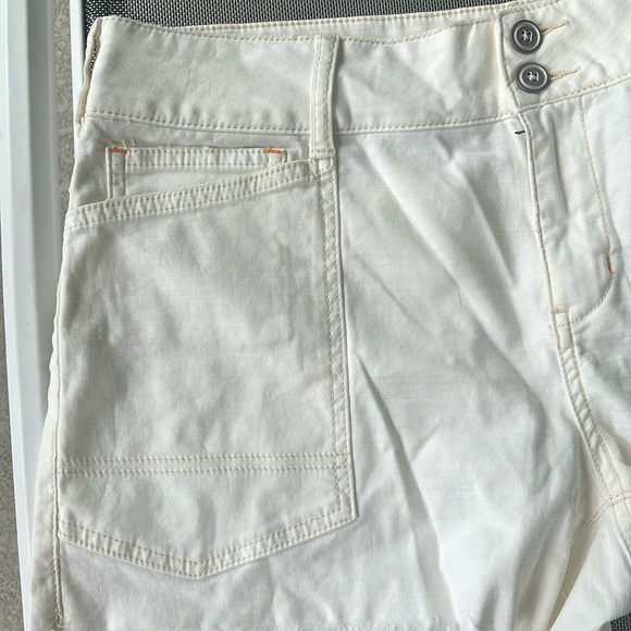 NWT Pilcro The Wanderer Low-Rise Shorts Beige - Picture 3 of 16